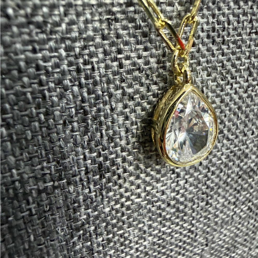 Melinda Maria Drop of Perfection Necklace Gold|White Diamondettes - Picture 4 of 6